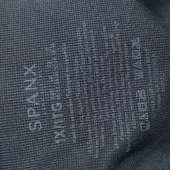 SPANX Look at Me Now Black Camo Biker Shorts Plus Sz- 1X - Picture 4 of 4